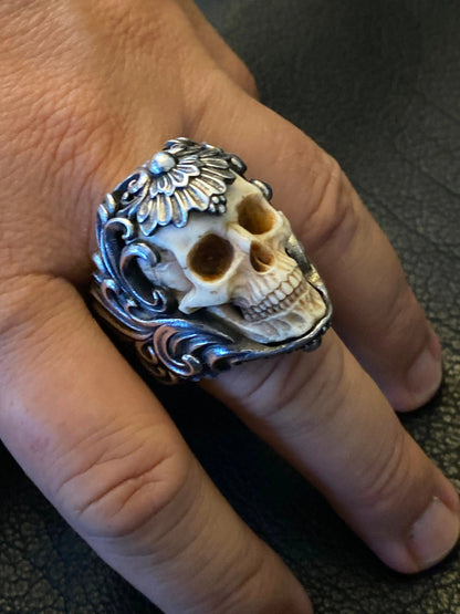 💀Vintage Polish Floral Armor Antler Skull Ring